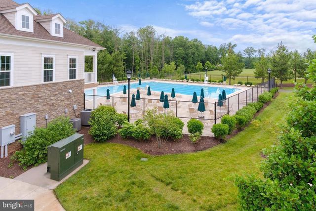 15998 GREYMILL MANOR DR, Haymarket, VA 20169