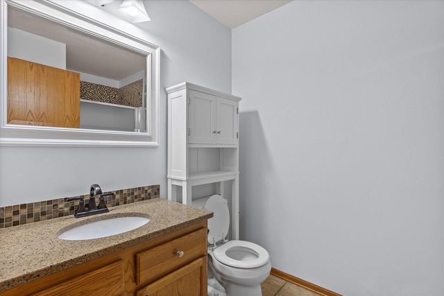 18430 Emerald DRIVE #C, Brookfield, WI 53045