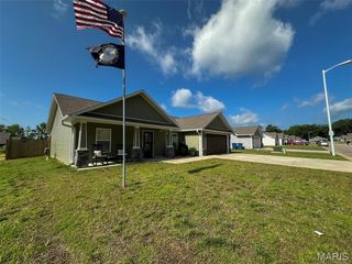 326 Apple Park Way, Poplar Bluff, MO 63901