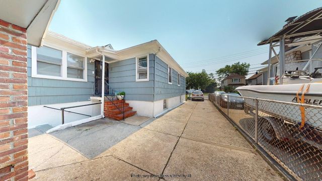 134-20 242nd Street, New York City, NY 11422