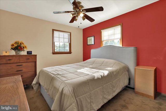 527 RIDGEVIEW RD S, Elizabethtown, PA 17022