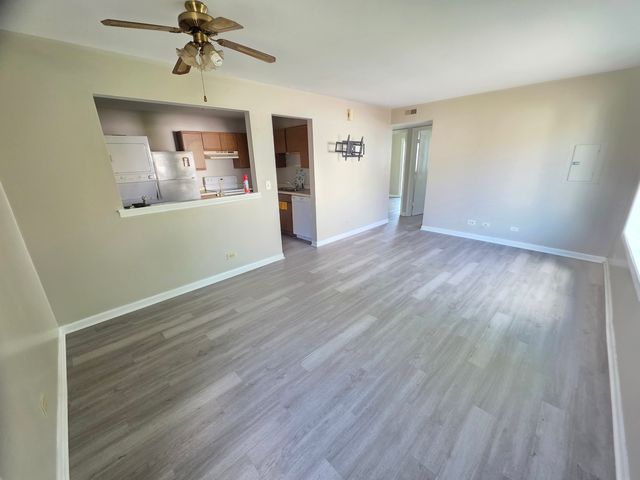 2715 Wilshire Court 2715, Aurora, IL 60502
