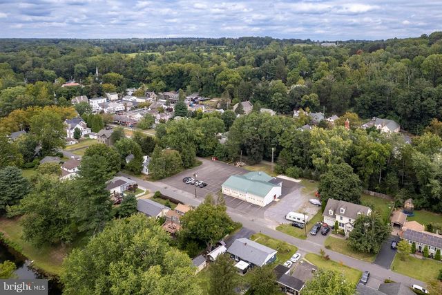 9 MILL ST, Stockton, NJ 08559