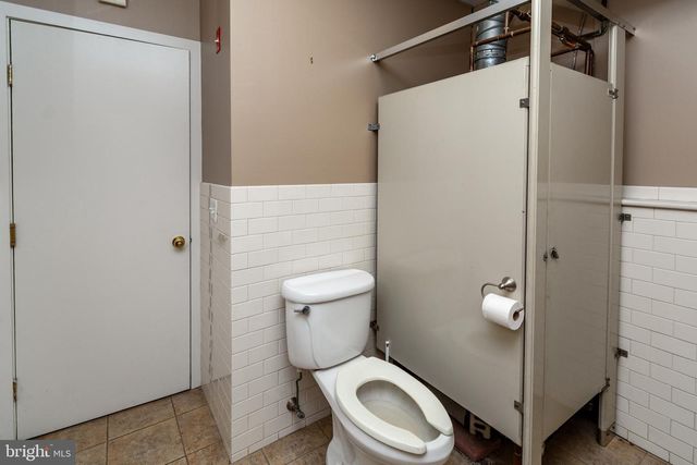 9 MILL ST, Stockton, NJ 08559