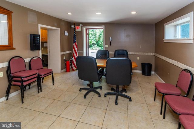 9 MILL ST, Stockton, NJ 08559