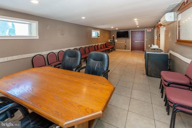9 MILL ST, Stockton, NJ 08559