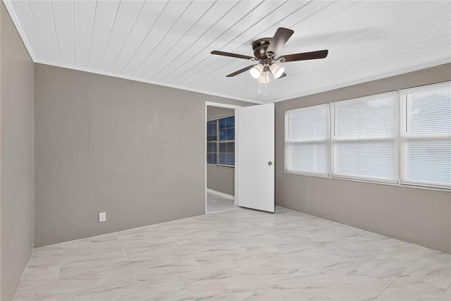 2055 MARAVILLA CIRCLE, Fort Myers, FL 33901