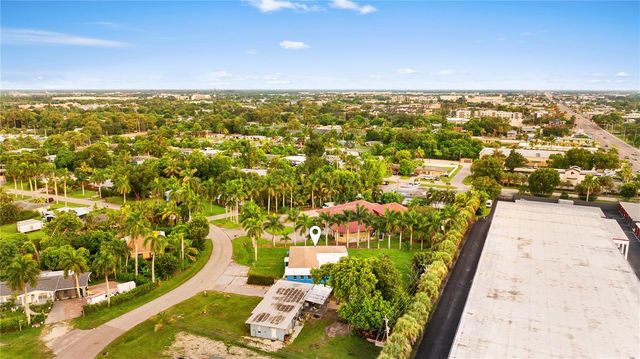 2055 MARAVILLA CIRCLE, Fort Myers, FL 33901