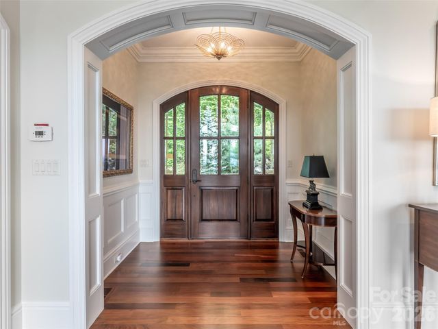 29 Elk Ridge Drive, Asheville, NC 28804