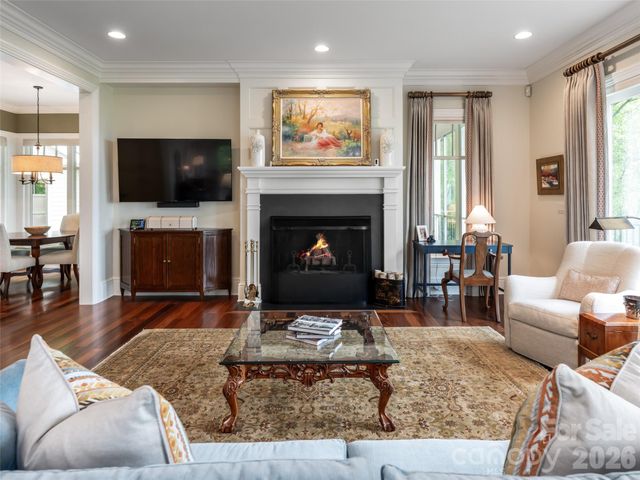 29 Elk Ridge Drive, Asheville, NC 28804