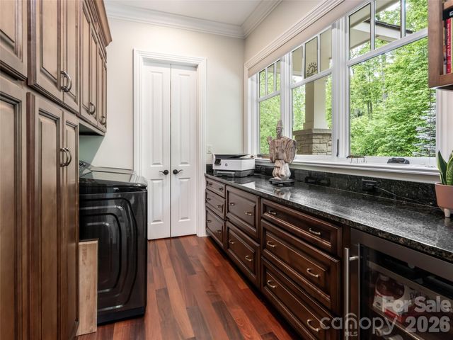 29 Elk Ridge Drive, Asheville, NC 28804