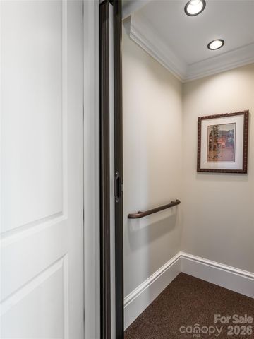 29 Elk Ridge Drive, Asheville, NC 28804