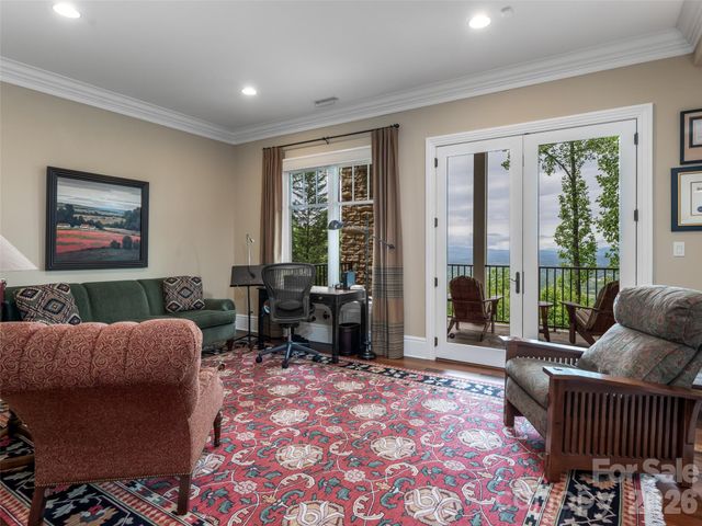 29 Elk Ridge Drive, Asheville, NC 28804