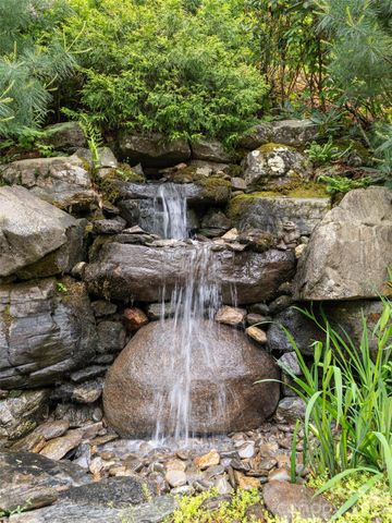 29 Elk Ridge Drive, Asheville, NC 28804