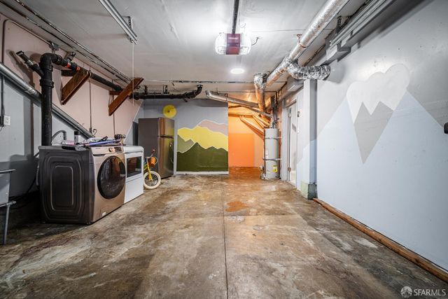 2021 Silver Avenue, San Francisco, CA 94124