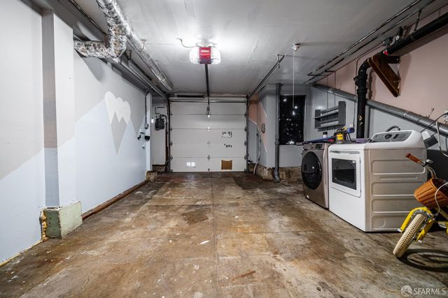 2021 Silver Avenue, San Francisco, CA 94124