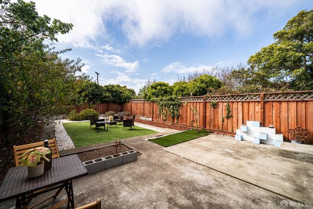 2021 Silver Avenue, San Francisco, CA 94124