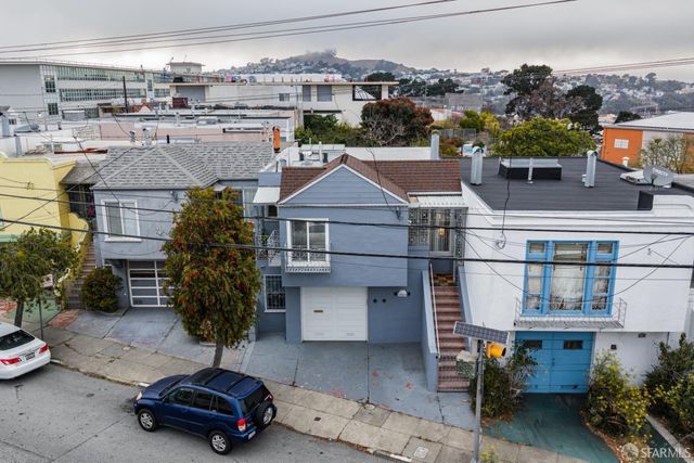 2021 Silver Avenue, San Francisco, CA 94124