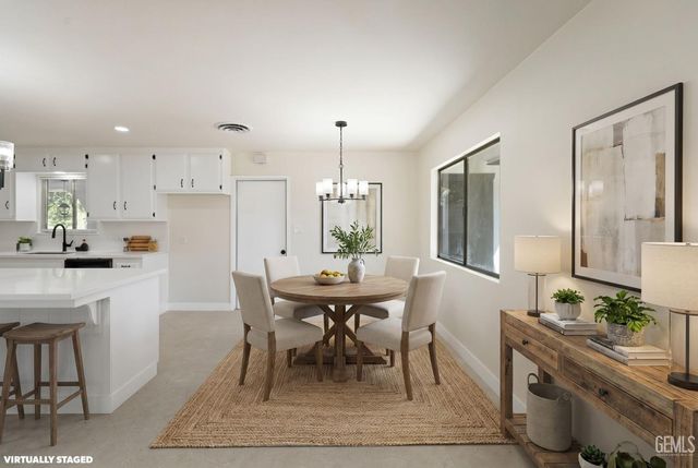 2612 Cheshire Drive, Bakersfield, CA 93309