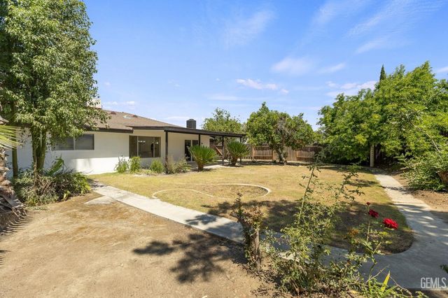 2612 Cheshire Drive, Bakersfield, CA 93309