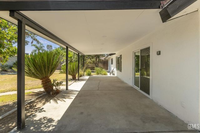 2612 Cheshire Drive, Bakersfield, CA 93309