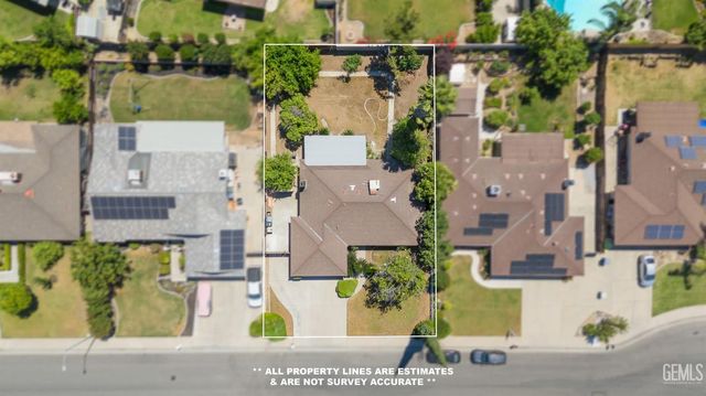 2612 Cheshire Drive, Bakersfield, CA 93309