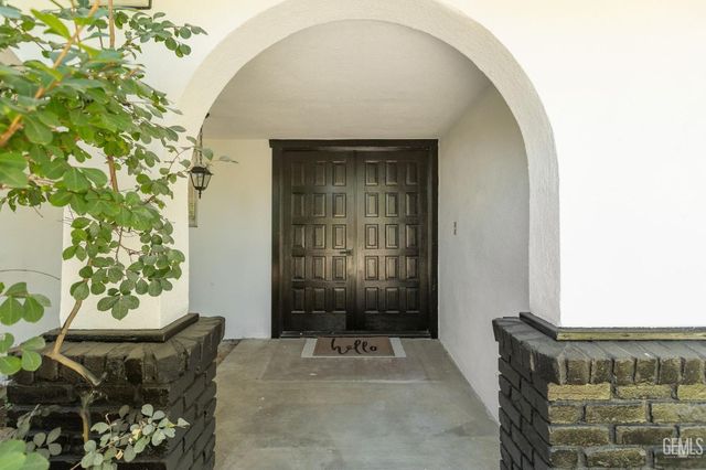 2612 Cheshire Drive, Bakersfield, CA 93309
