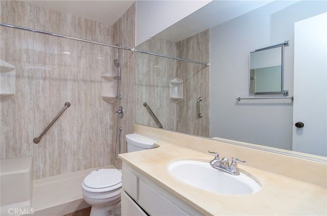 8777 Coral Springs Court 2B, Huntington Beach, CA 92646