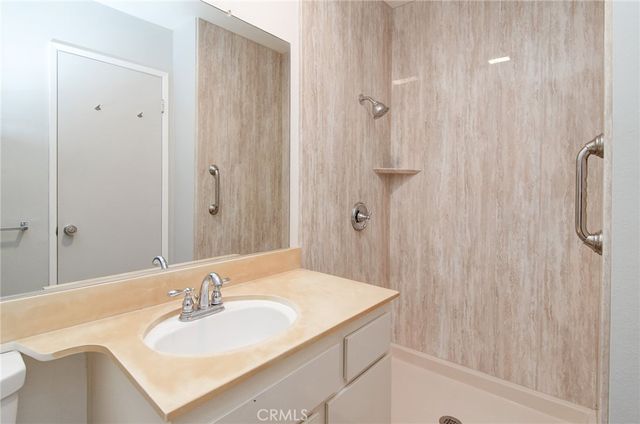 8777 Coral Springs Court 2B, Huntington Beach, CA 92646