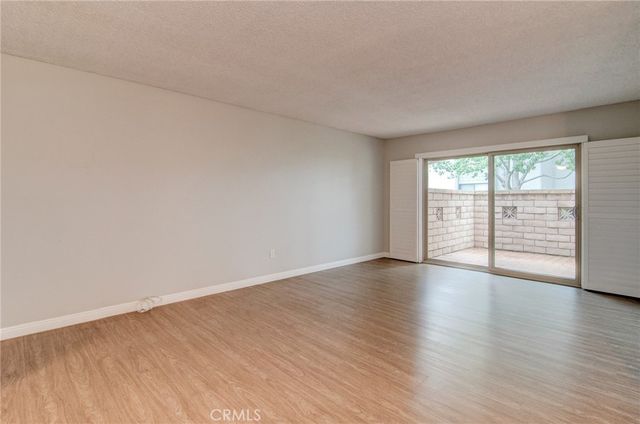 8777 Coral Springs Court 2B, Huntington Beach, CA 92646