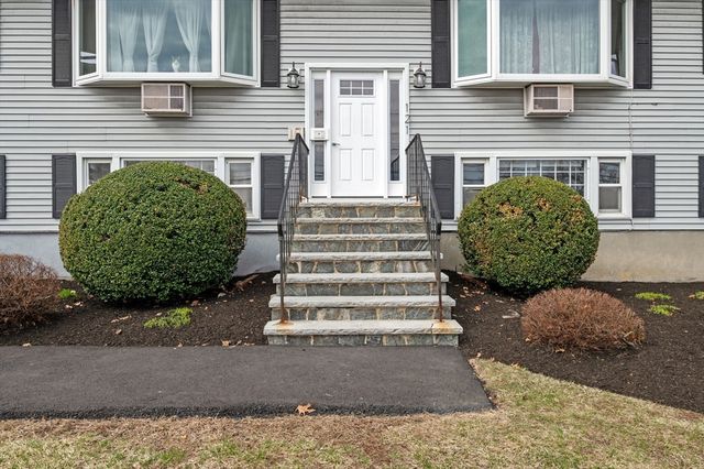 121 Cambridge Rd B, Woburn, MA 01801