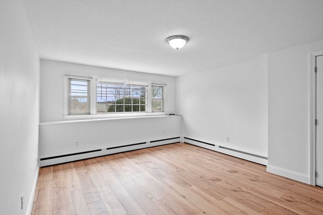 121 Cambridge Rd B, Woburn, MA 01801