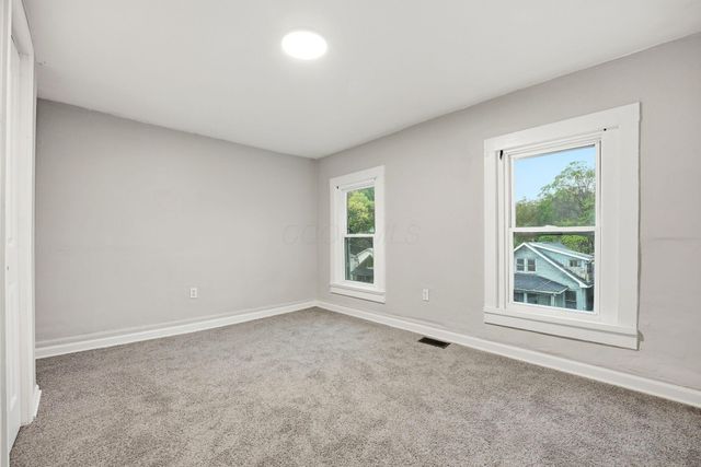 1041 Market Street, Zanesville, OH 43701