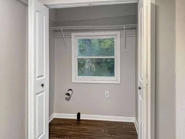 1041 Market Street, Zanesville, OH 43701