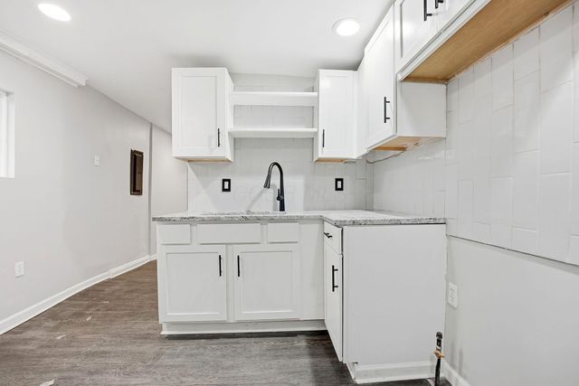 1041 Market Street, Zanesville, OH 43701