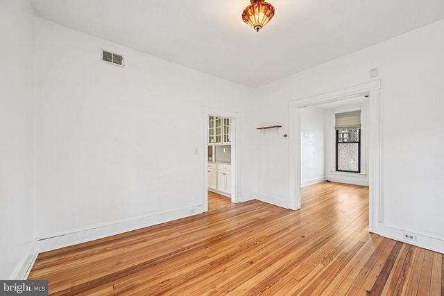 5607 FAIR OAKS AVE, Baltimore, MD 21214