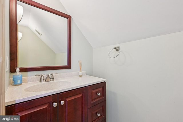 5607 FAIR OAKS AVE, Baltimore, MD 21214