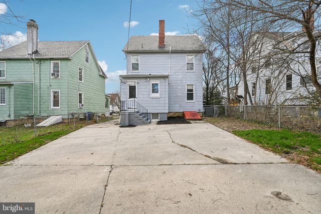 5607 FAIR OAKS AVE, Baltimore, MD 21214