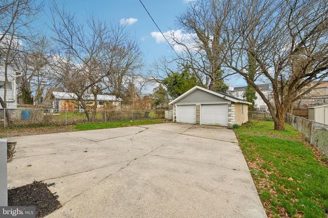 5607 FAIR OAKS AVE, Baltimore, MD 21214