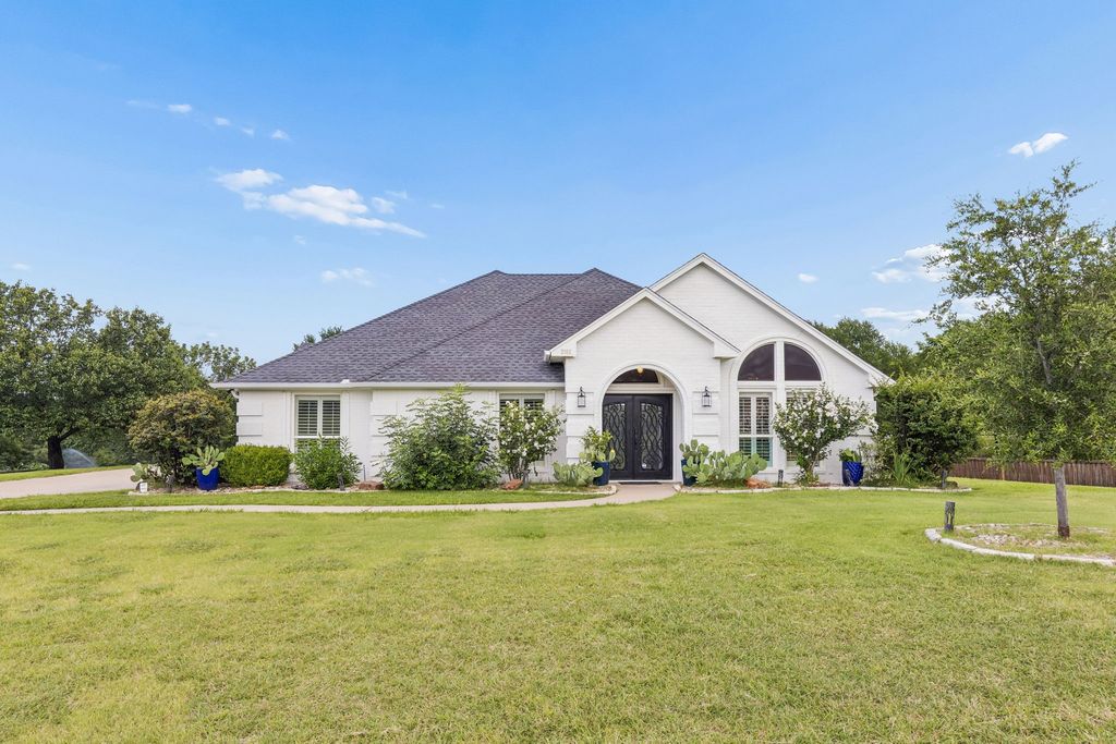 2855 Sonterra Drive, Cedar Hill, TX 75104