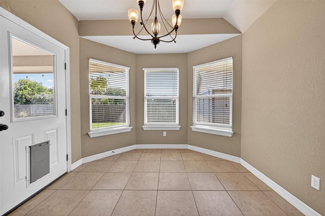 504 Lexington Avenue, Clute, TX 77531