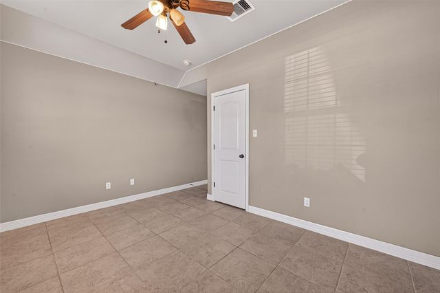 504 Lexington Avenue, Clute, TX 77531