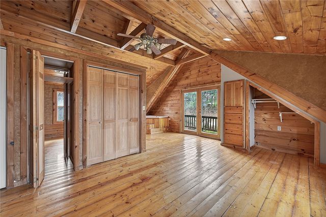 13737 Viney Grove Road, Prairie Grove, AR 72753