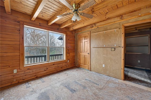 13737 Viney Grove Road, Prairie Grove, AR 72753