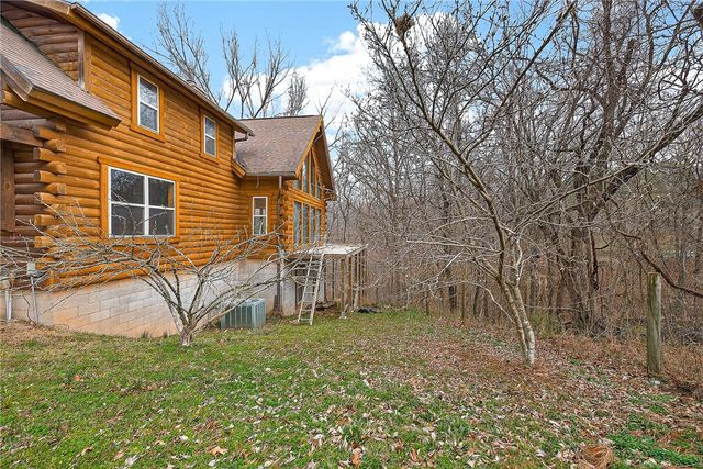 13737 Viney Grove Road, Prairie Grove, AR 72753