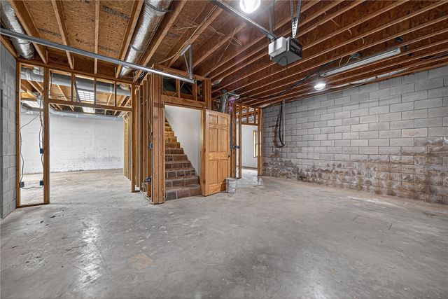 13737 Viney Grove Road, Prairie Grove, AR 72753