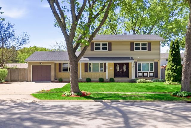 1117 E Kitson Drive, Palatine, IL 60074