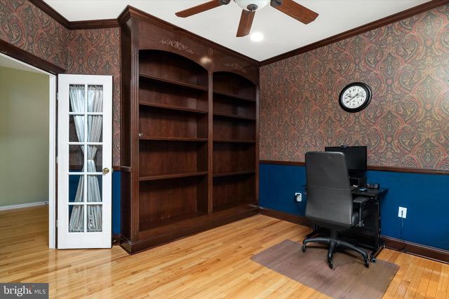 18 LOCKEWOOD LN, East Windsor, NJ 08520