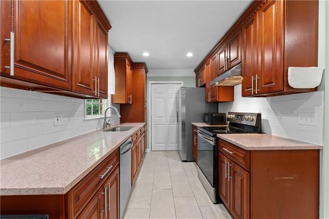 309 W Franklin Street, Toccoa, GA 30577