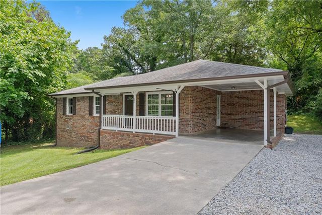 309 W Franklin Street, Toccoa, GA 30577